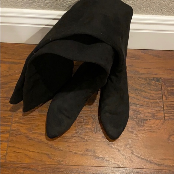 Over knee black boots - Picture 4 of 6